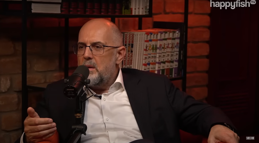 Kelemen Hunor „La mintea lui Tetelu” despre români, maghiari, Martie Negru 1990 si infiintarea SRI Kelemen Hunor „La mintea lui Tetelu” despre români, maghiari, Martie Negru 1990 si infiintarea SRI